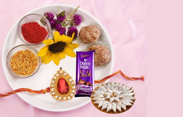 Celebrate This Raksha Bandhan with Exciting Rakhi Gift Hampers