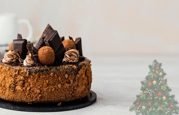How to Decorate a Christmas Cake?