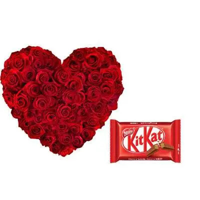 Red Roses Heart With Kitkat