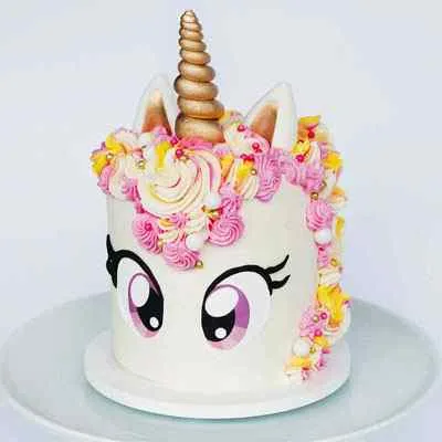 Cute Unicorn Cake